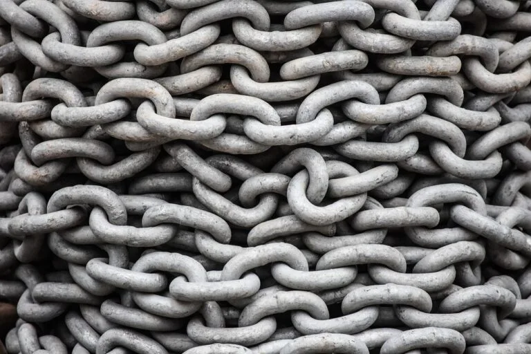 steel, metal, iron, iron chain, anchor chain, steel chain, thick chain, Neo-colonialism, chained African leaders, oppression